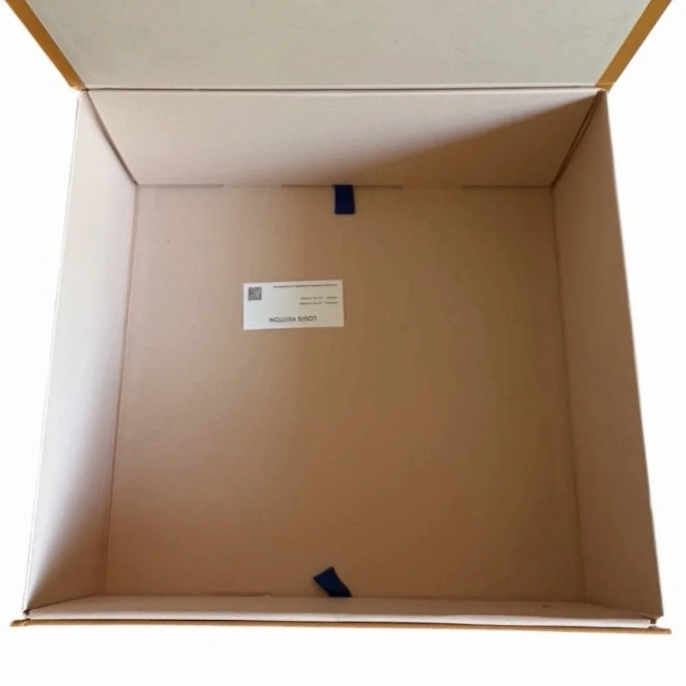 LOUIS VUITTON & Chanel empty Box Shopping Bags LV, Longchamps, Dior, Coach